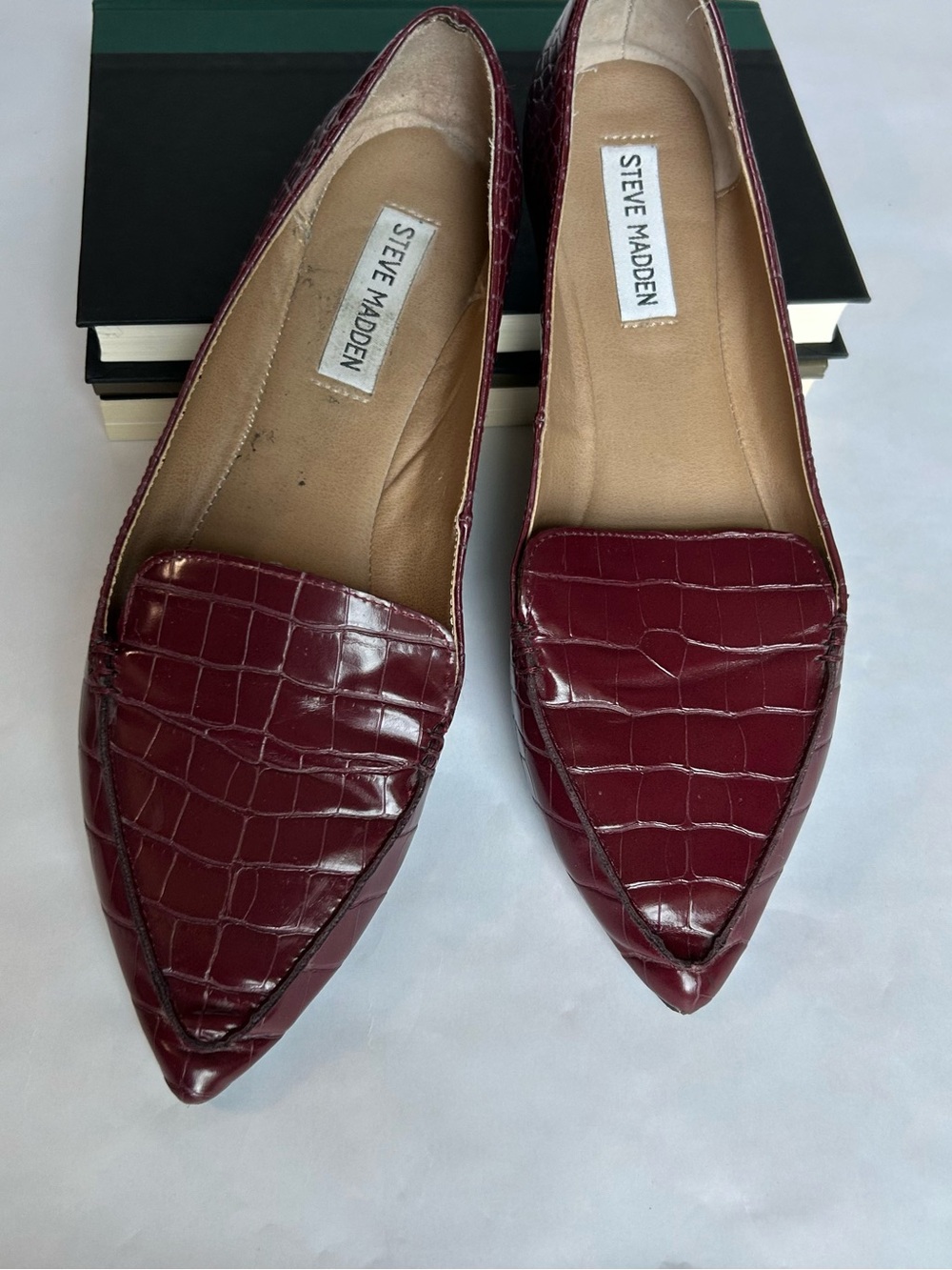 Steve Madden Burgundy Croc-Embossed Pointed-Toe Flats